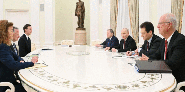 Envoys Meet with Putin Inside Trump’s High-Stakes Push for Russia Deal