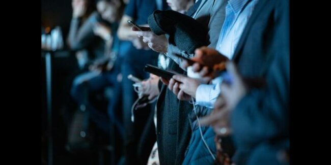 Mark Zuckerberg: Meta CEO Takes the Stand in Historic Addiction Trial