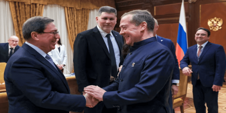 Russia Expands Cuba Partnership to Counter Global Energy Pressures